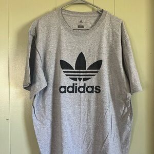 Adidas Men's Gray T-Shirt